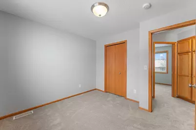 1511 Deerwood Bend, Eagan, MN 55122 - Photo 22