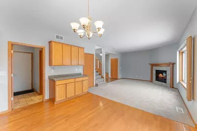 1511 Deerwood Bend, Eagan, MN 55122 - Photo 6