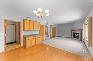 1511 Deerwood Bend, Eagan, MN 55122 - Photo 6