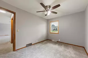 1032 Valley View Rd, Faribault, MN 55021 - Photo 18