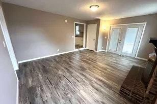 9030 Oakland Ave S, Bloomington, MN 55420 - Photo 10