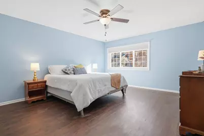 18071 Settlers Way, Eden Prairie, MN 55347 - Photo 8