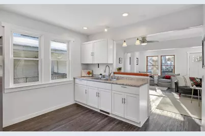 1935 Fremont Avenue E, Saint Paul, MN 55119 - Photo 10