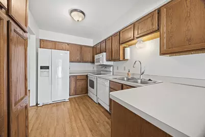 4613 1/2 Penkwe Way, Eagan, MN 55122 - Photo 12