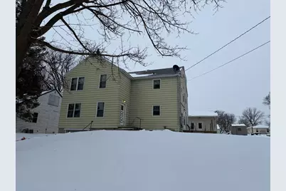 1420 Frank Hall Drive, Albert Lea, MN 56007 - Photo 4