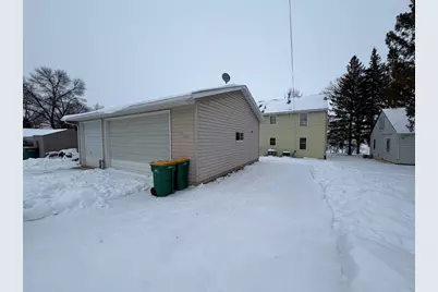 1420 Frank Hall Drive, Albert Lea, MN 56007 - Photo 6