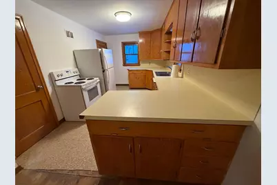 1420 Frank Hall Drive, Albert Lea, MN 56007 - Photo 12