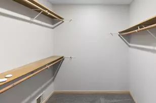 7245 Woodstock Curv, Bloomington, MN 55438 - Photo 18