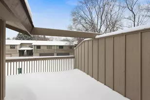 7245 Woodstock Curv, Bloomington, MN 55438 - Photo 16