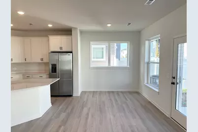 1139 150th Street W, Rosemount, MN 55068 - Photo 4