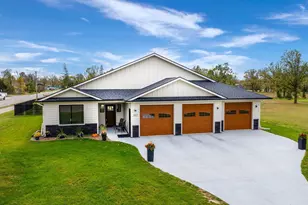 302 Shortcut Ln SW, Bemidji, MN 56601 - Photo 1