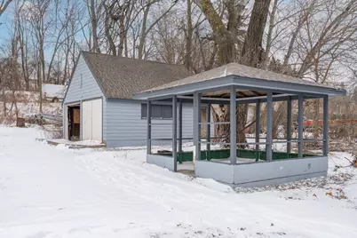 621 N 2nd Street, Le Sueur, MN 56058 - Photo 32