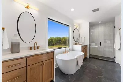 9201 Timberland Trail, Eden Prairie, MN 55347 - Photo 16