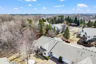 150 Wedgewood Dr, Mahtomedi, MN 55115 - Photo 88