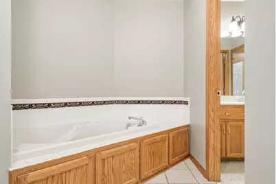150 Wedgewood Drive, Mahtomedi, MN 55115 - Photo 36