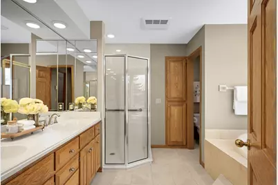 7628 Auto Club Circle, Bloomington, MN 55438 - Photo 24