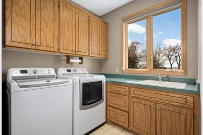 7628 Auto Club Circle, Bloomington, MN 55438 - Photo 24