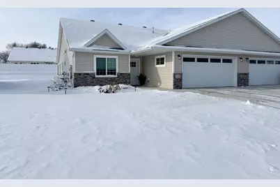 1419 Park Street, Fergus Falls, MN 56537 - Photo 1