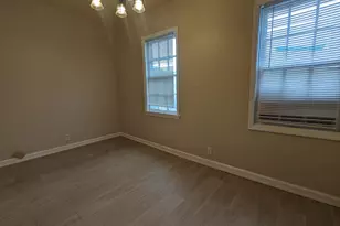 23 Acker St W, Saint Paul, MN 55117 - Photo 12