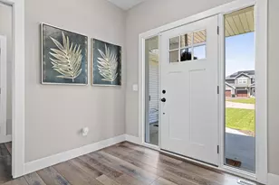 9156 187th St W, Lakeville, MN 55044 - Photo 2