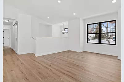 10717 Lincoln Street NE, Blaine, MN 55434 - Photo 4