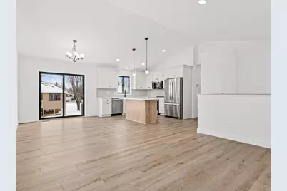 10717 Lincoln Street NE, Blaine, MN 55434 - Photo 6