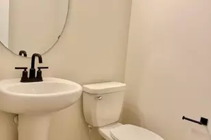 909 Mount Curve Blvd, Saint Paul, MN 55116 - Photo 8