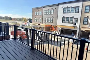 909 Mount Curve Blvd, Saint Paul, MN 55116 - Photo 14