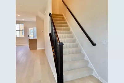 909 Mount Curve Boulevard #F, Saint Paul, MN 55116 - Photo 18