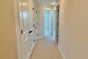 909 Mount Curve Blvd, Saint Paul, MN 55116 - Photo 20