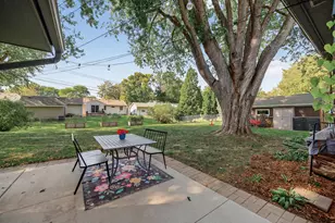 4247 Limestone Dr, Eagan, MN 55122 - Photo 28