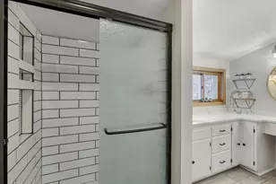 4247 Limestone Dr, Eagan, MN 55122 - Photo 16