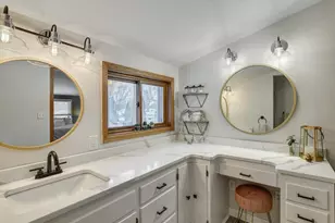 4247 Limestone Dr, Eagan, MN 55122 - Photo 14