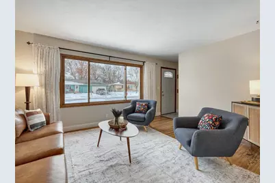 4247 Limestone Drive, Eagan, MN 55122 - Photo 2