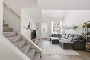 8864 Spring Ln, Woodbury, MN 55125 - Photo 10