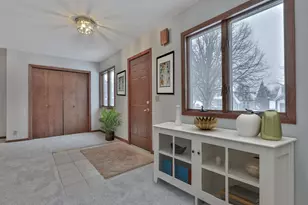 1952 McKinley Street NE, Minneapolis, MN 55418 - Photo 4