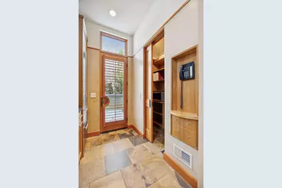 20545 Linden Road, Deephaven, MN 55331 - Photo 32