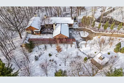 20545 Linden Road, Deephaven, MN 55331 - Photo 92