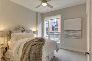 212 10th Ave S, Minneapolis, MN 55415 - Photo 16