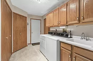 1079 S Pointe Dr, Hastings, MN 55033 - Photo 18