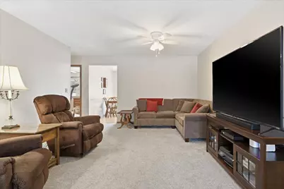 1079 S Pointe Drive, Hastings, MN 55033 - Photo 6