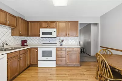 1079 S Pointe Drive, Hastings, MN 55033 - Photo 10