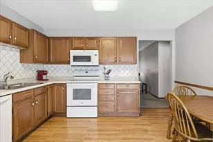 1079 S Pointe Dr, Hastings, MN 55033 - Photo 10