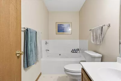 1079 S Pointe Drive, Hastings, MN 55033 - Photo 14