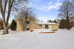 1002 Cross Rd, Eagan, MN 55123 - Photo 20