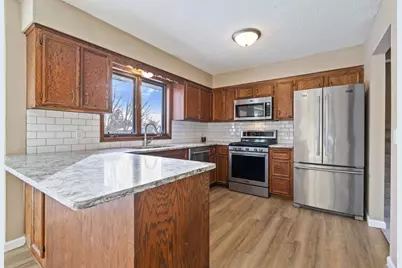1002 Cross Road, Eagan, MN 55123 - Photo 6