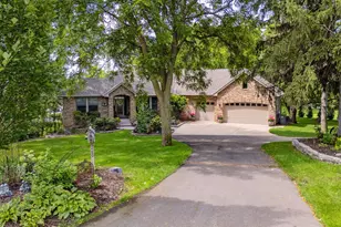 6480 Yosemite Ln, Excelsior, MN 55331 - Photo 2