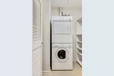 500 E Grant Street #2207, Minneapolis, MN 55404 - Photo 6