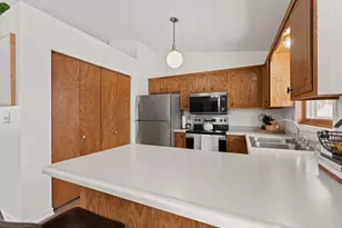 1573 8 1/2 Street SE, Rochester, MN 55904 - Photo 10