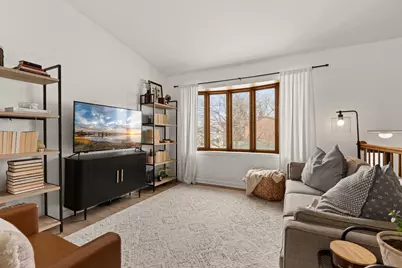 1573 8 1/2 Street SE, Rochester, MN 55904 - Photo 6